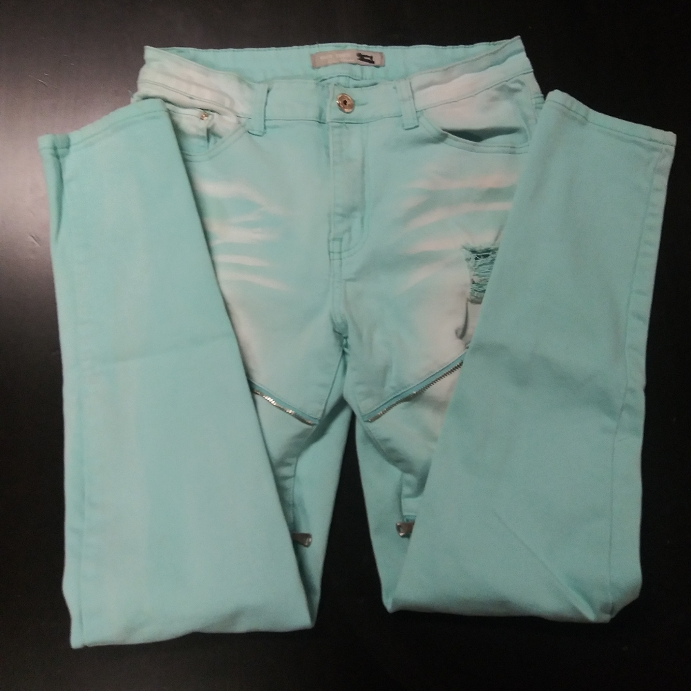 Blue Topic | Edgy Distressed Ripped Jeans - Picture 8 of 8